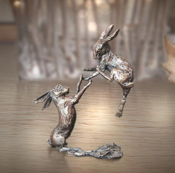 Butler & Peach Miniatures - Bronze Boxing Hares