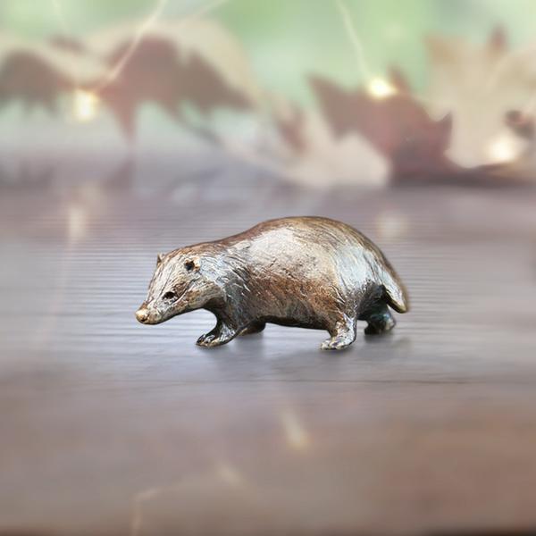 Butler & Peach Miniatures - Bronze Badger