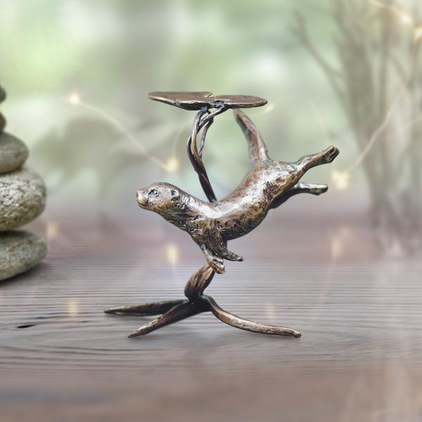 Butler & Peach Miniatures - Bronze Otter