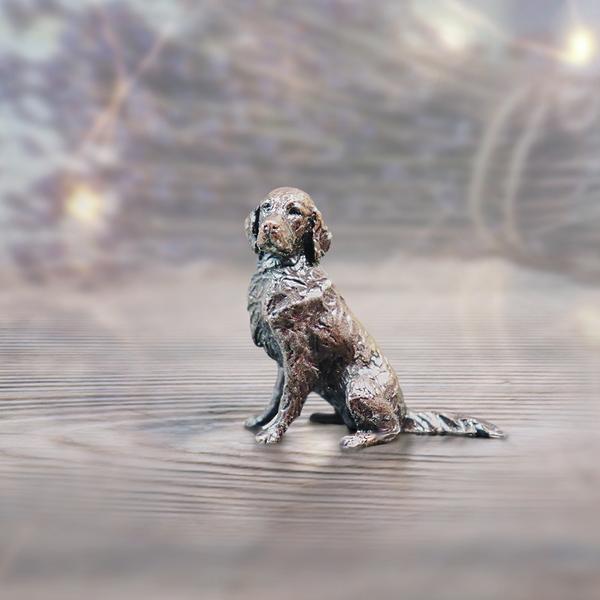 Butler & Peach Miniatures - Bronze Golden Retriever