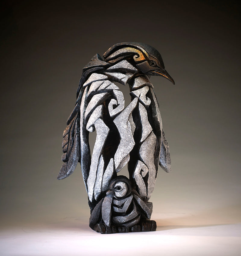 Edge Sculpture Penguin with baby chick