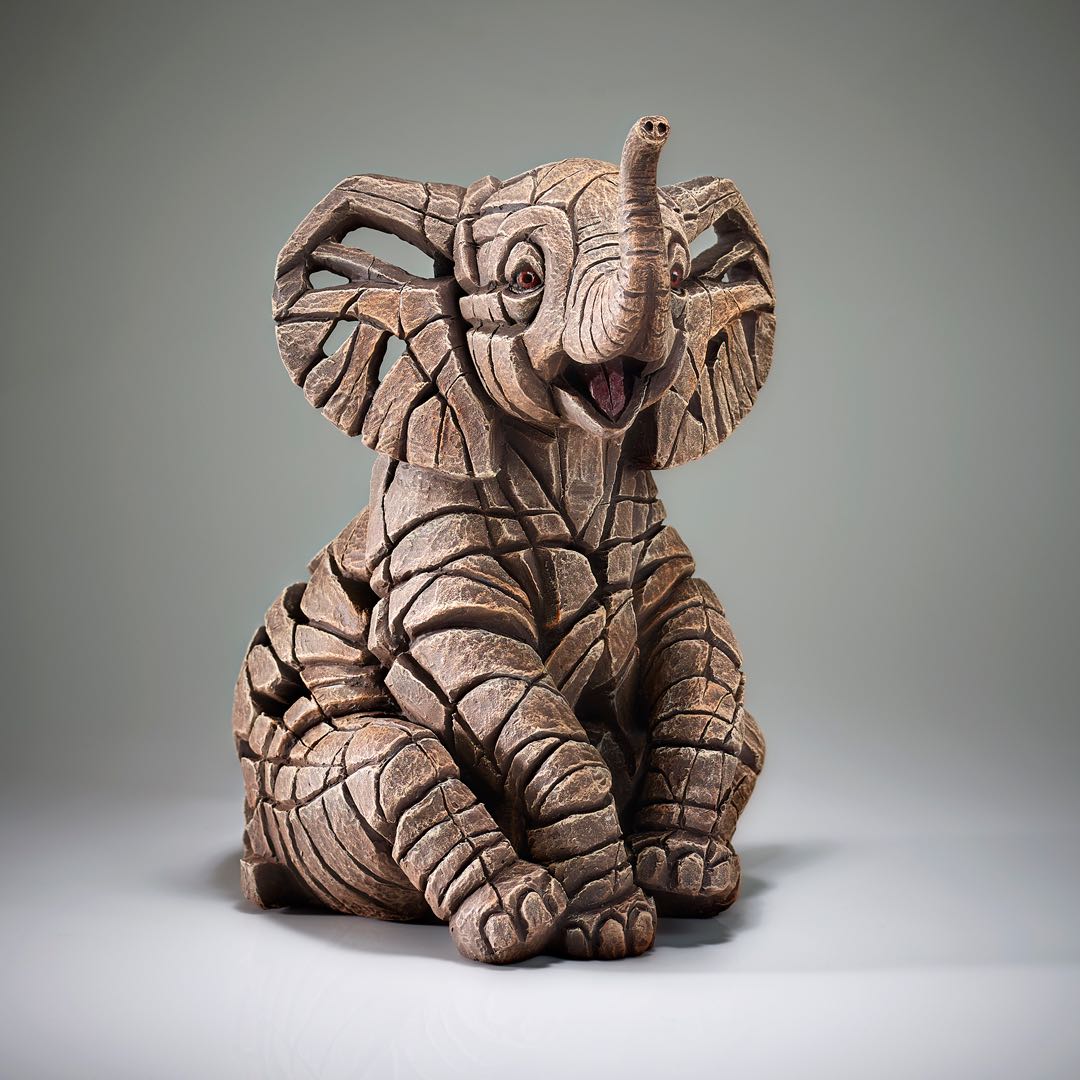 Edge Sculpture Elephants