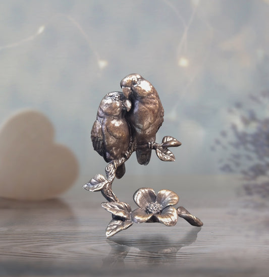 Butler & Peach Miniatures - Bronze Pair of Lovebirds