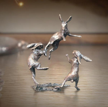 Butler & Peach Miniatures - Hares Dancing Centrepiece