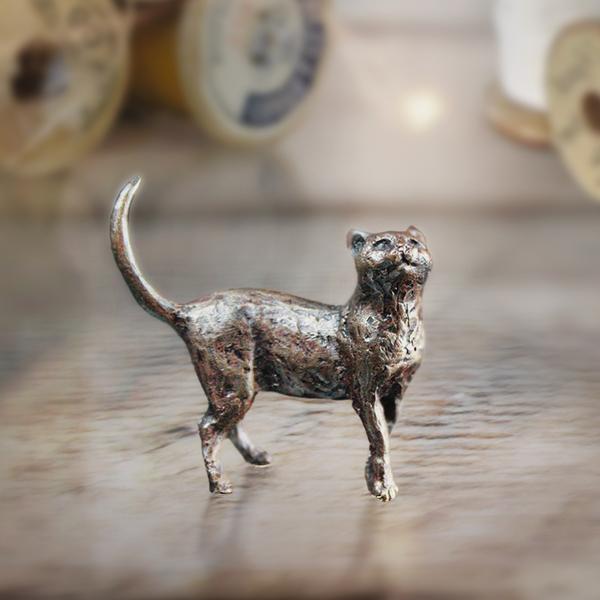 Butler & Peach Miniatures - Bronze Cat Standing