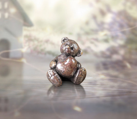 Butler & Peach Miniatures - Teddy Bear with Love Heart