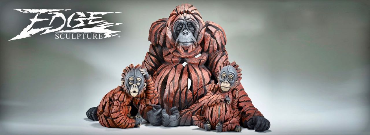 Edge Sculpture Orangutan Family by Matt Buckley